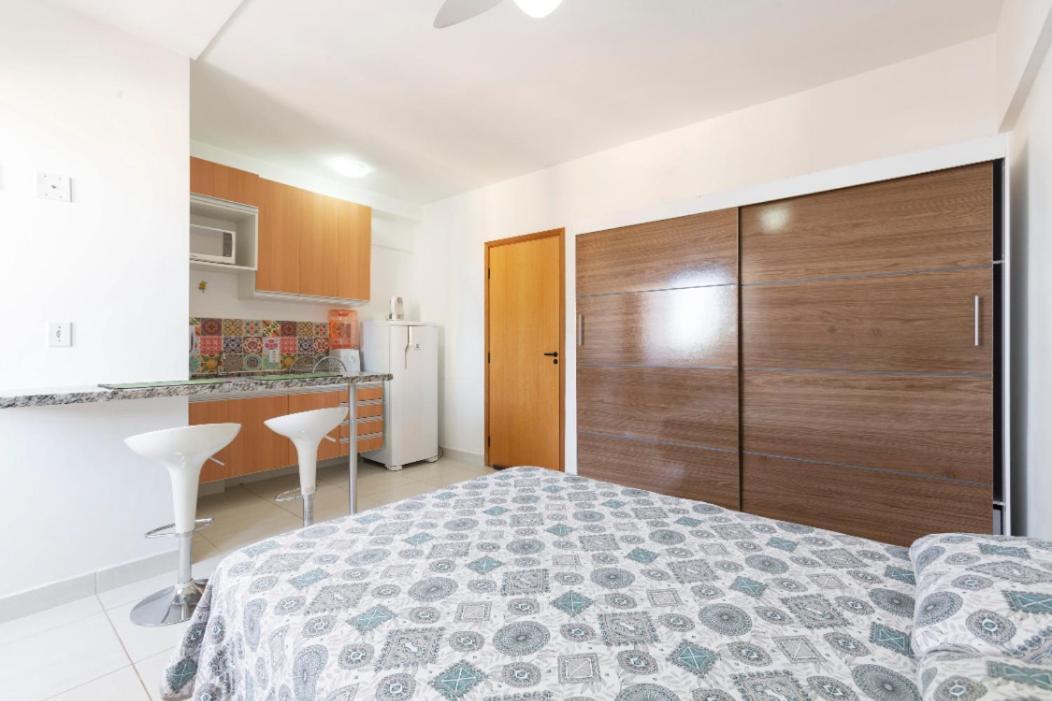 Spot Residence Sao Carlos 700M Da Usp Eksteriør billede